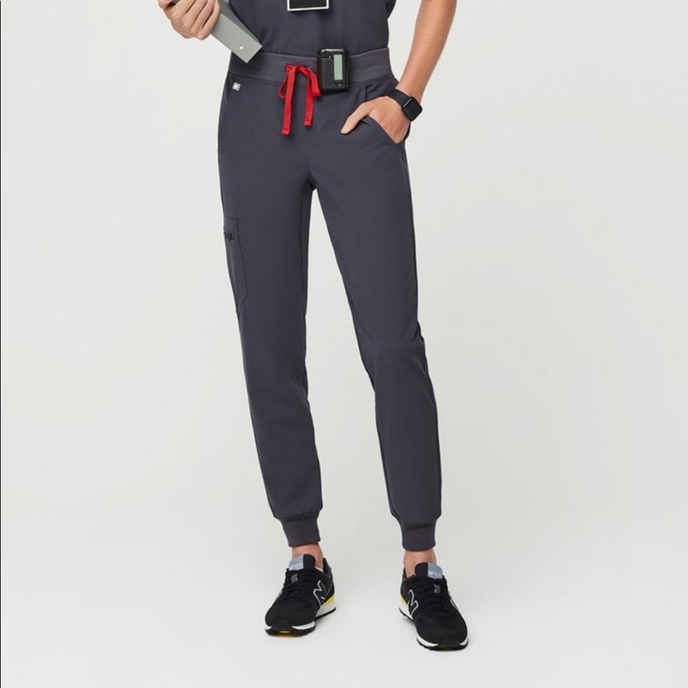 NWT Figs CHARCOAL Zamora Joggers XS Petite XSP